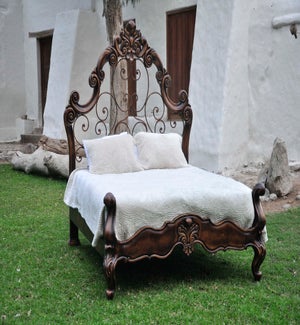 MICAELLA BED KING